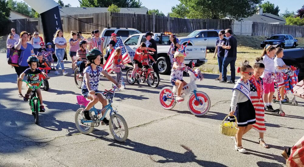 Kids Parade and more, 4th of July in Tehachapi The Loop Newspaper